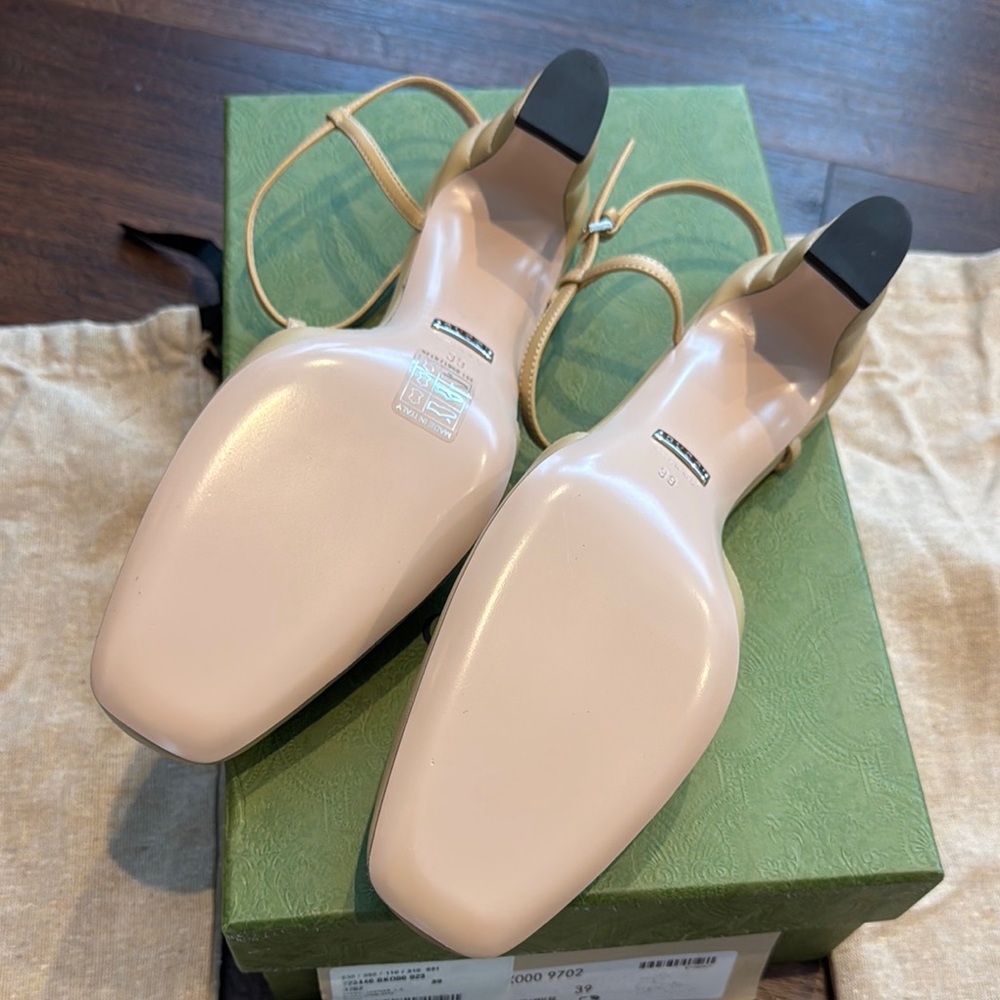 Gucci NWT Leather Nappa Charlotte Wheat Heels with Ankle Strap silver hardware. - Picture 6 of 7